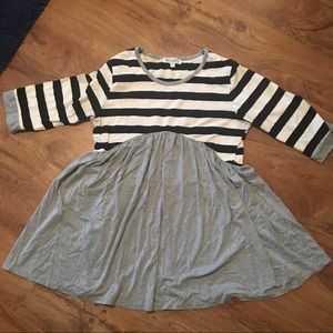 Striped 3/4 Length Maternity Too Size L